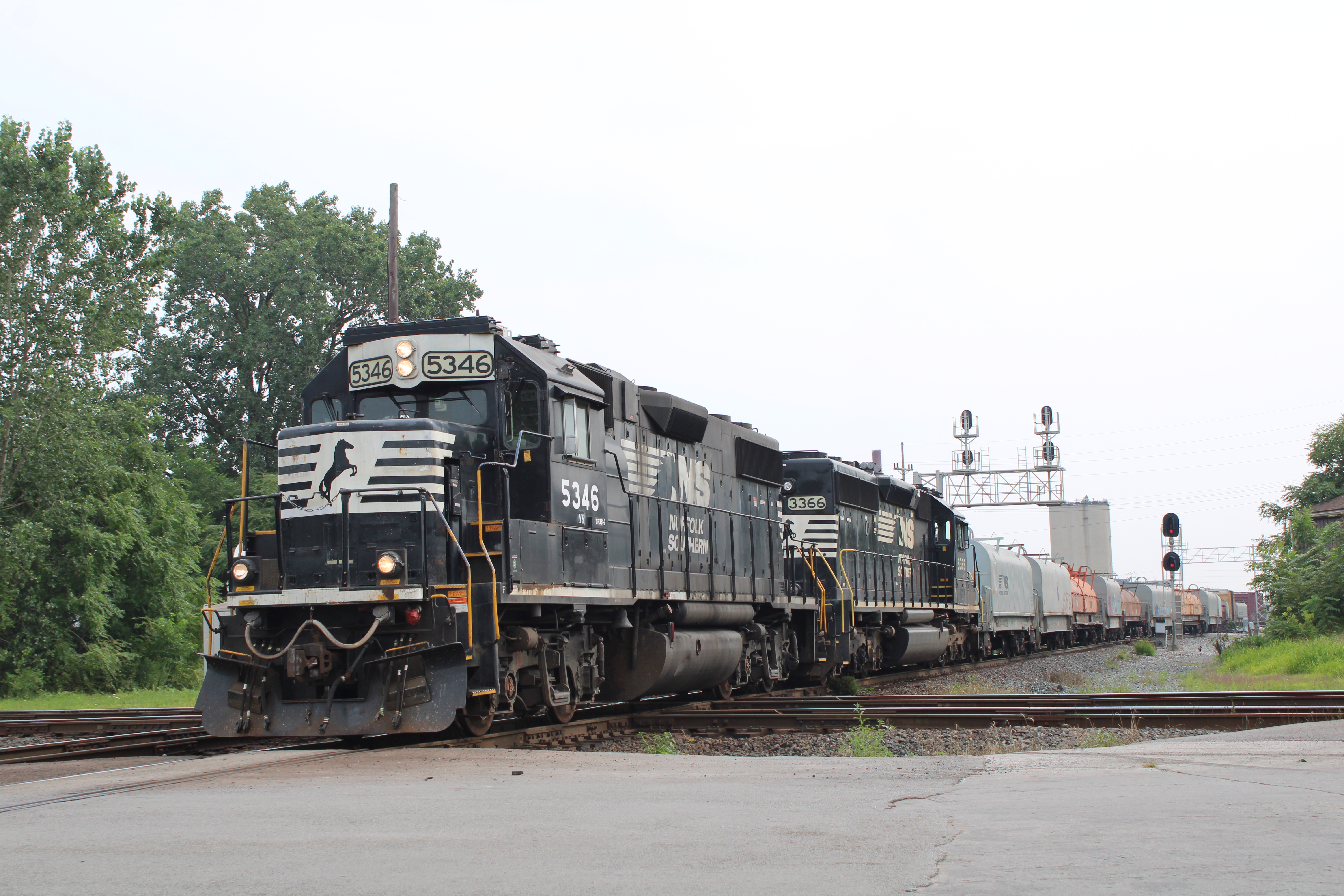 A Norfolk Southern train crosses a railway diamond